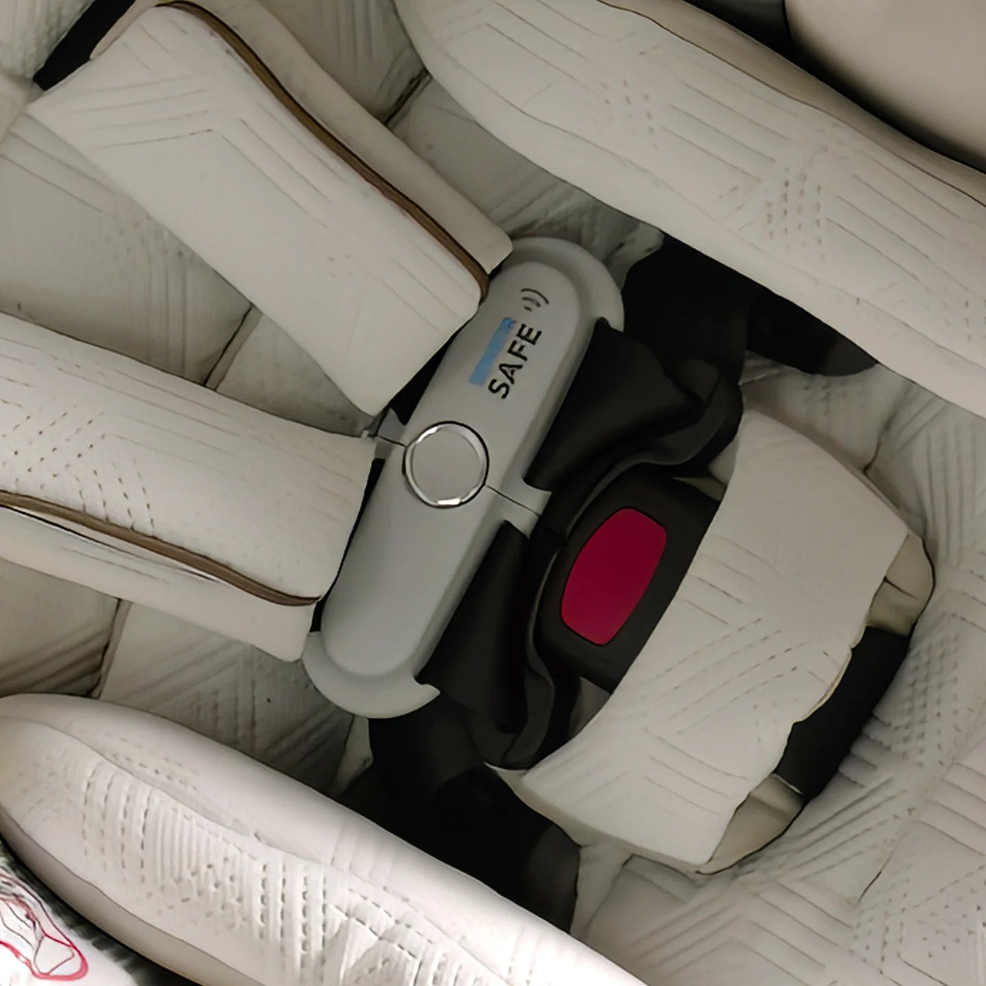 Evenflo - Shyft DualRide with Carryall Infant Car Seat and Stroller Beige (Champagne)