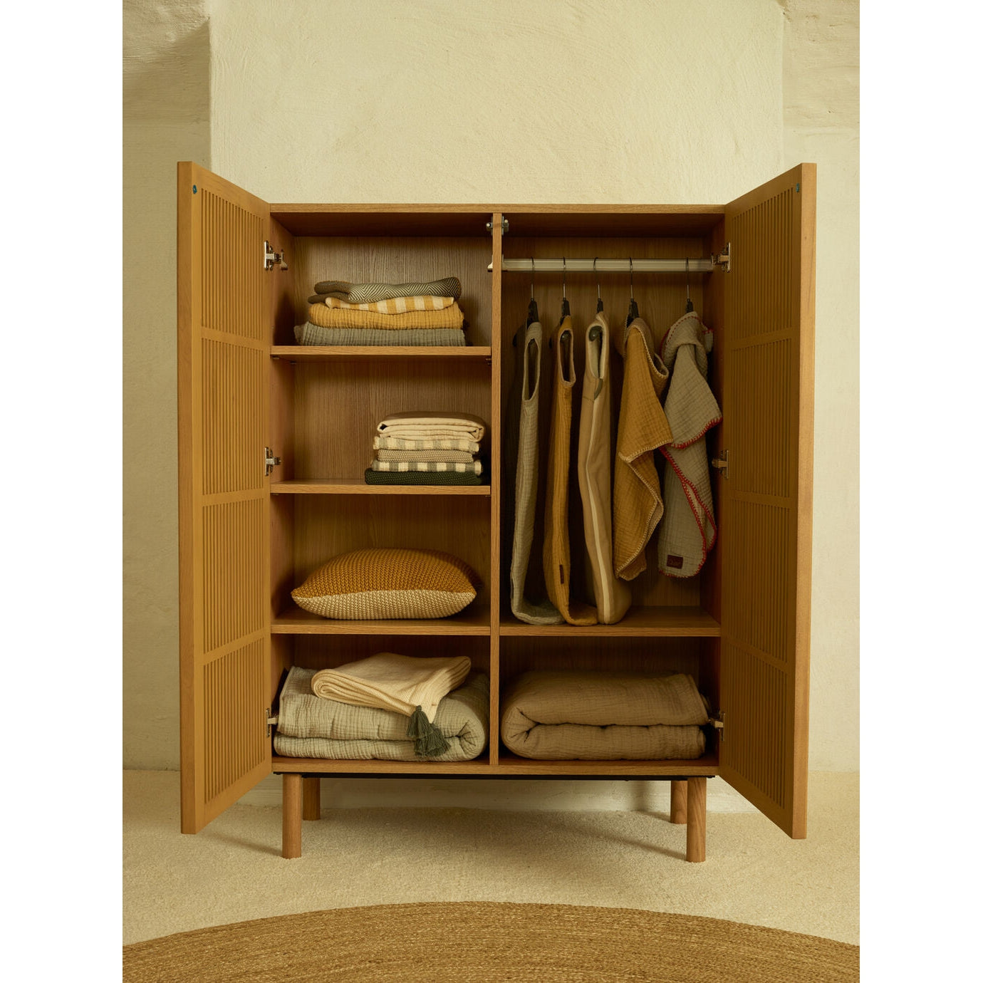 Quax HAI NO KI - Wardrobe