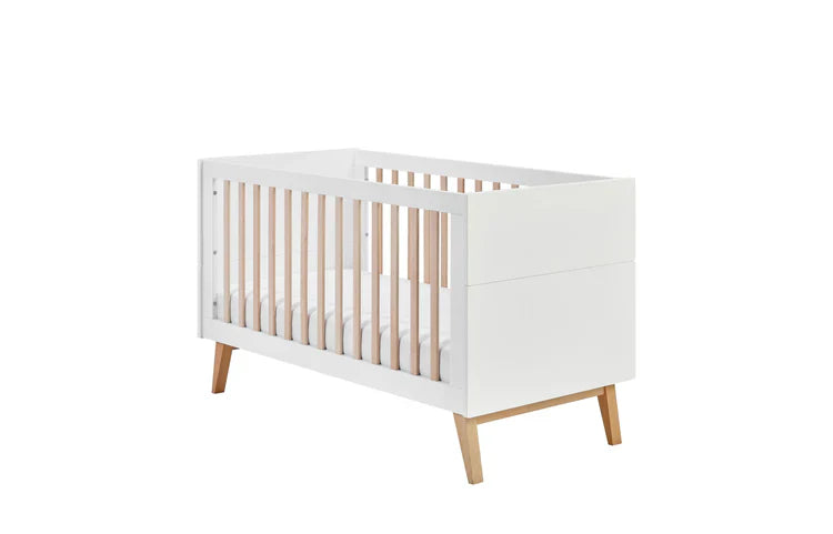 The Ultimate Guide to the Pinio Swing Crib 140×70 cm White: Comfort, Safety & Style for Your Baby