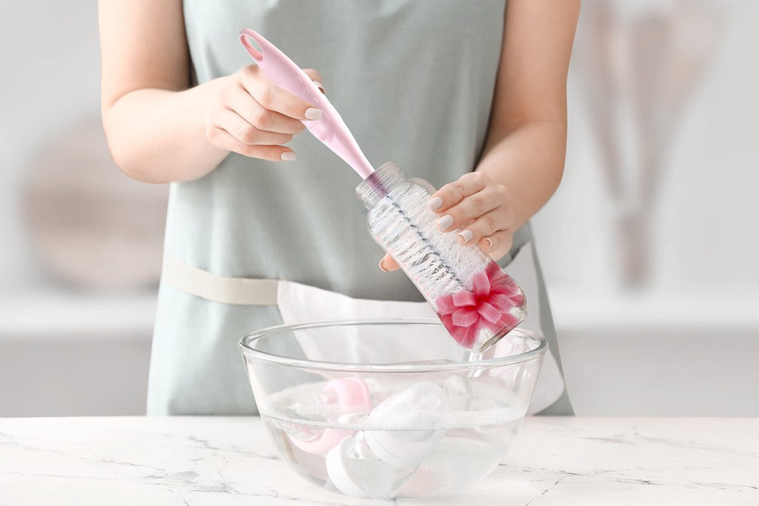 BABYJEM SPONGE BOTTLE CLEANING BRUSH PINK