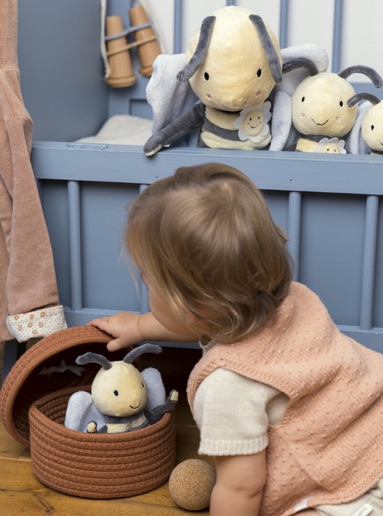 Happy Horse Bee Benja Tuttle